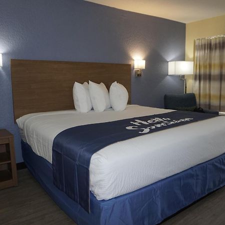 Days Inn by Wyndham Apopka/Orlando Bagian luar foto