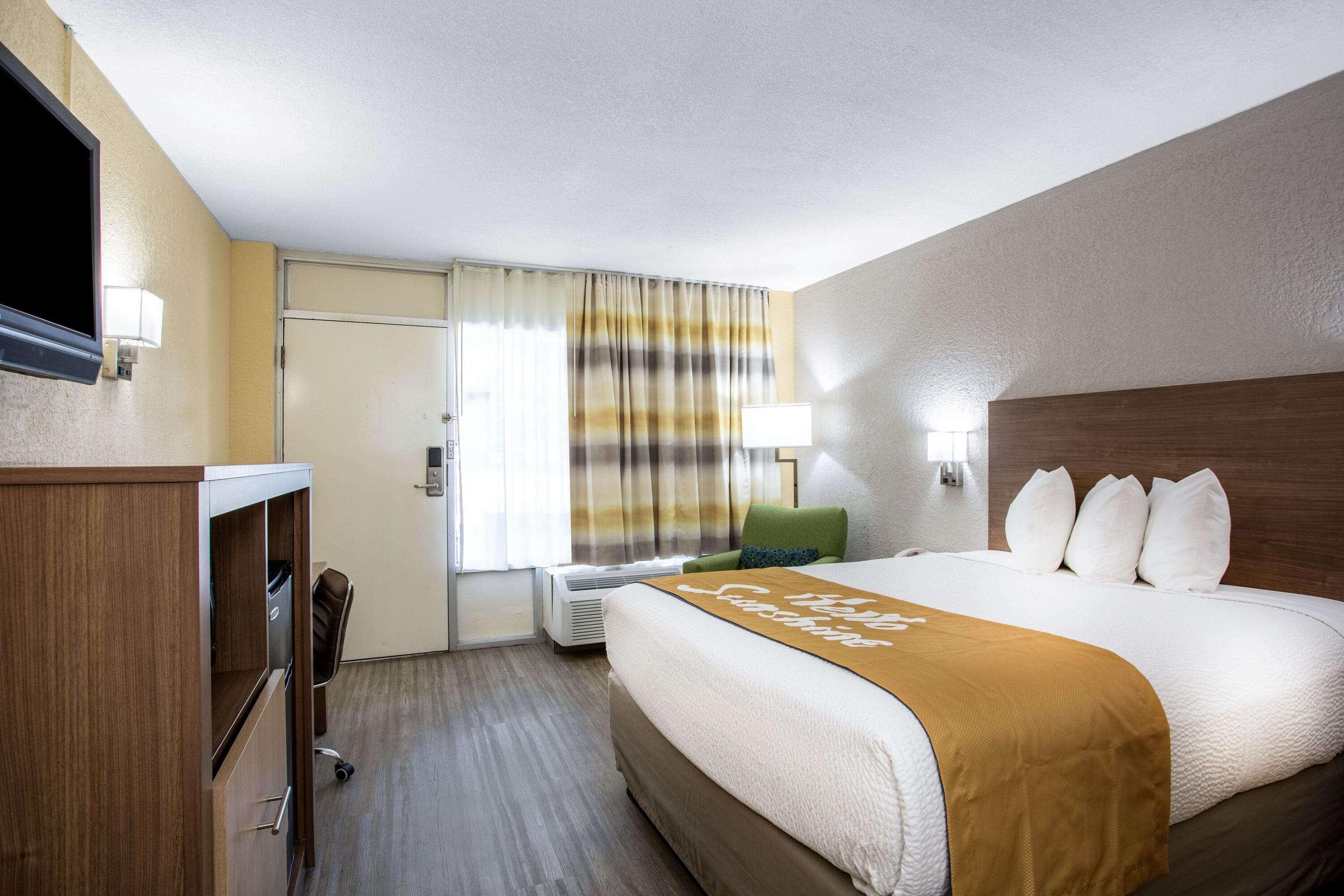 Days Inn by Wyndham Apopka/Orlando Bagian luar foto